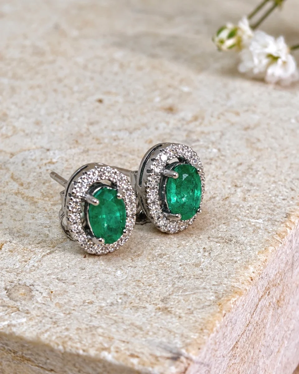 Aretes Gaia de esmeralda natural en plata 925 – Maison Akari