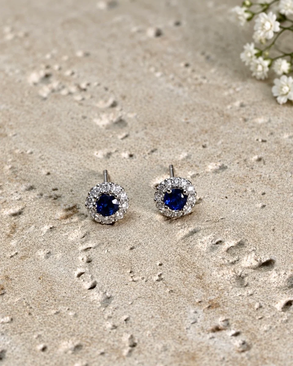 Aretes Luna de zafiro natural en plata 925 – Maison Akari